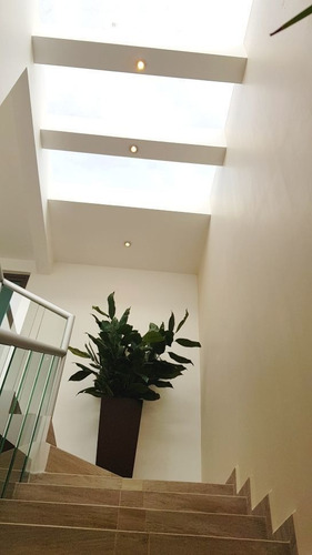 Imagen 3 de 14 de Venta De Residencia En Metepec