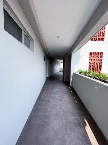 Imagen 10 de 16 de En Renta Amplio Y Funcional Departamento A 5 Minutos Del Centro De Cuernavaca