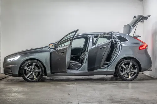 Volvo V40 2.0 T4 Drive-e R-design