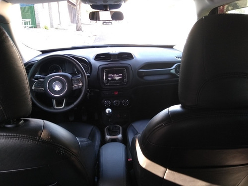 Imagem 9 de 10 de Jeep Renegade 2018 1.8 Sport Flex 5p