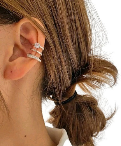 Earcuff O Piercing A Presion Plateado Con Cristales Ear Cuff