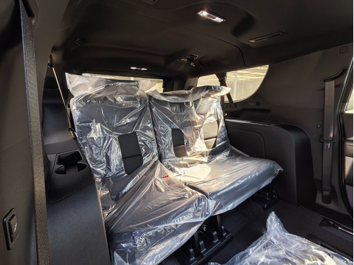Chevrolet Suburban HIGH COUNTRY