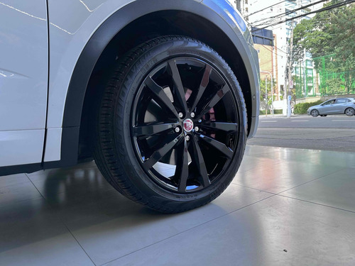 Jaguar E-Pace 2.0 16V P300 GASOLINA R-DYNAMIC SE AWD AUTOMÁTICO