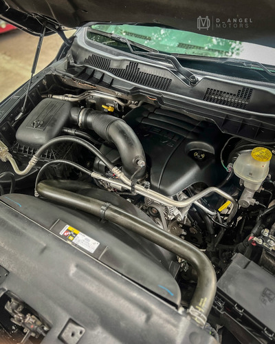 RAM 1500 5.7 Laramie Atx V8