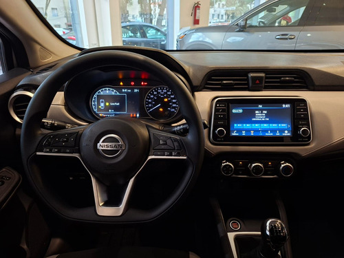 Nissan Versa 1.6 Advance At