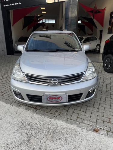 Nissan Tiida SL 1.8/1.8 Flex 16V Aut.