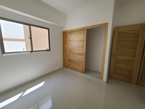 Imagen 5 de 12 de En Venta Piso 3 En Los Prados De 3 Habitaciones Nuevo A Estrenar