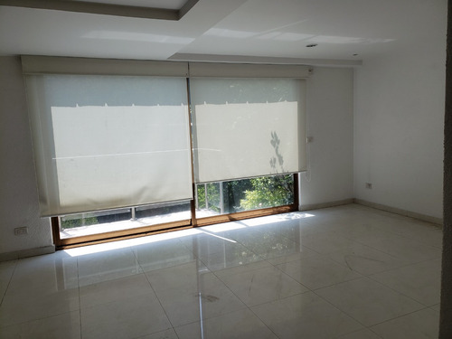 Imagen 2 de 10 de Residencia En Renta En Exclusivo Condominio Colonia Florida