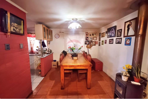 Amplia Casa Con Excelente Conectividad