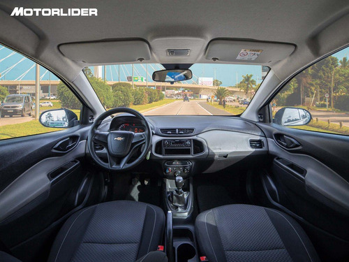 Imagen 9 de 25 de Chevrolet Prisma Joy Extra Full | Permuta / Financia