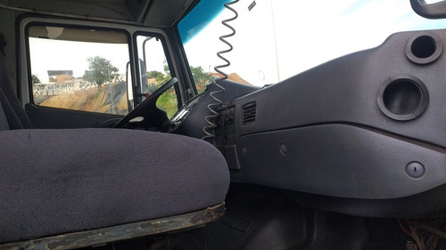 Imagem 7 de 14 de Caminhão Mercedes Nenz 1620