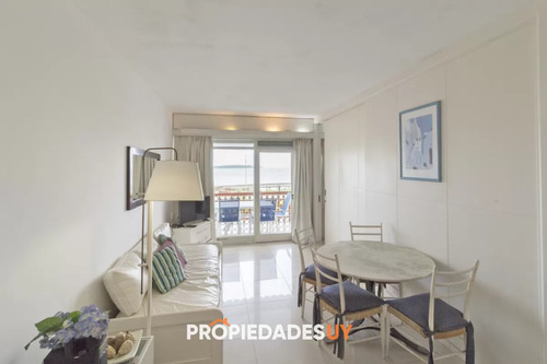 Apartamento En Venta Y Alquiler En Mansa Punta Del Este, 1 Dormitorios, 1 Baños