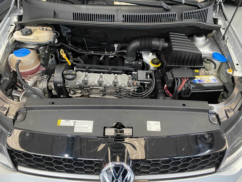 Volkswagen Fox 2016 1.6 Rock In Rio Total Flex 5p