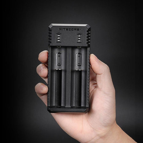 Imagen 9 de 10 de Cargador De Baterias Ui2 Usb Nitecore 2 Slot Display 18650