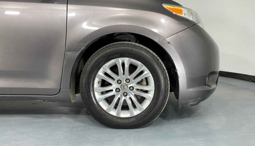 Imagen 13 de 15 de 26534 - Toyota Sienna 2013 Con Garantía