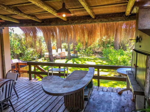 Casa En Venta - Punta Ballena. Ref. 4912