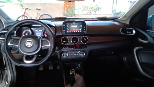 Fiat Cronos 1,8 2019