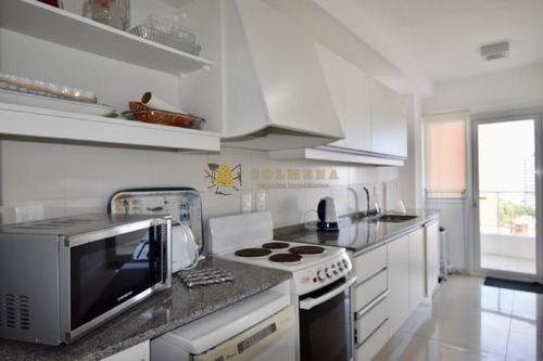 Apartamento En La Brava De 3 Baños, 3 Dormitorios, Kit, Lavadero, Living Comedor, Office, Baño De Servicio, 2 Suites. Consulte!!!!!!!- Ref: 2012