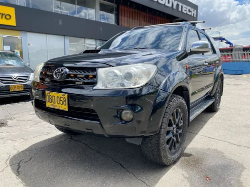 Toyota Fortuner 3.0 Sr5
