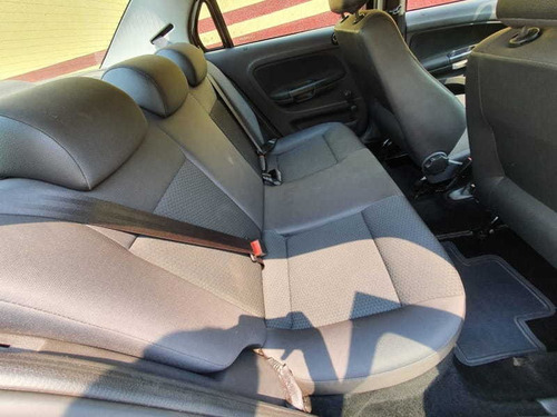 Volkswagen Voyage 1.0l Mc4