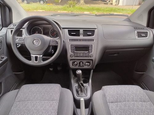 Volkswagen Fox 1.0 Mi Total Flex 8V 5p