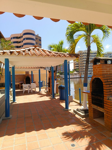 Apartamento En Higuerote Puerto Encantado, Resd. Venecia