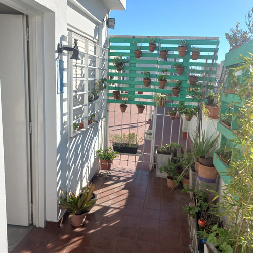 Departamento En Duplex. Impecable Estado. Excelente Oportunidad