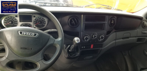 Imagem 13 de 15 de Iveco Daily 35s14 (2019) Carroceria