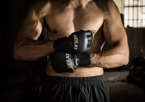 Saco De Boxeo Mma 120 Cm Con Relleno + Guantes Mma