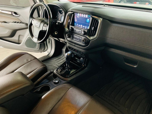 Imagem 10 de 14 de Chevrolet S10 High Country