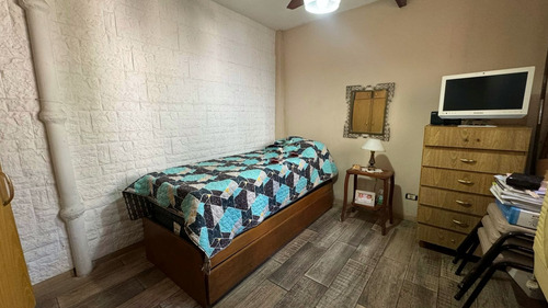 Casa De 4 Dormitorios En Venta En Alberdi Impecable!!