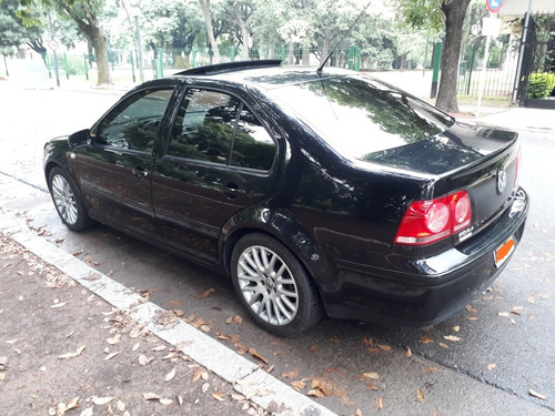 Volkswagen Bora 1.8 Highline T Tiptronic Cuero 2011