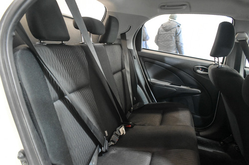 Toyota Etios 1.5 Sedan X