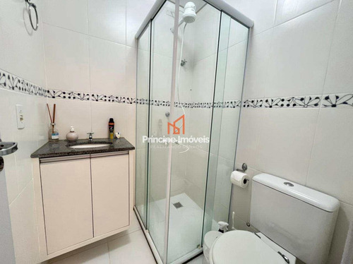 Imagem 16 de 30 de Apartamento Com 2 Dormitórios No Santo Antônio - V231