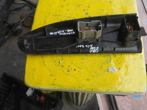 Imagen 3 de 3 de Vendo Control De Ventana Delantero Derecho De Ford F250