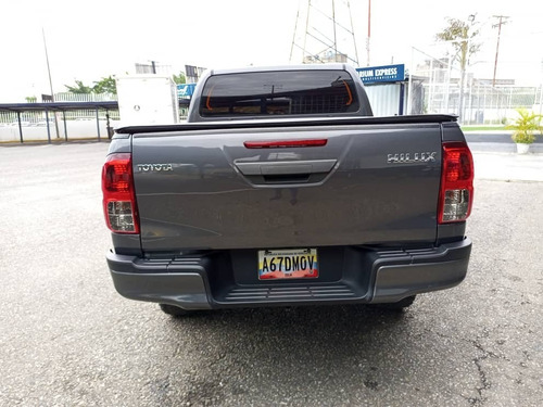 Imagen 6 de 15 de Toyota Hilux