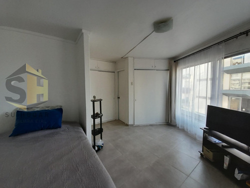 Se Vende Lindo Dpto A Pasos De La Playa. Viña Del Mar