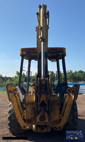 Retroexcavadora 2005 John Deere 310g 4x2