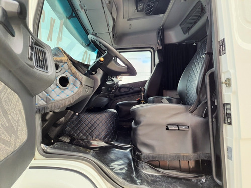 Imagem 9 de 15 de Mercedes-benz Atron 1635 S