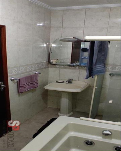 Imagem 1 de 6 de Linda Casa Térrea Com 4 Quartos Sendo 3 Suítes, Sala Ampla, Cozinha Com Armários Embutidos, Garagem Para 1 Carro, Portão Automático, Escritório, Adega - Mv210 - 69928882