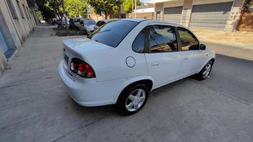 Imagen 2 de 8 de Chevrolet Corsa 1.4 4p 2016 Muy Bueno Oportunidad!!!