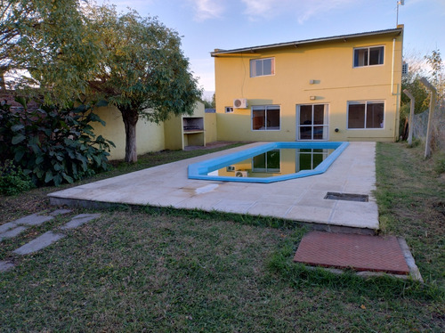 Vendo Casa Quinta Con Quincho En Chivilcoy