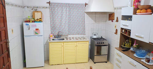 2 Casas En 1.000 M2 De Terreno Barrio Abayubá.