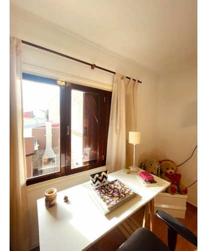 Venta Hermosa Casa En Ph 4 Amb. Patio Con Parrilla. Garage.permuta