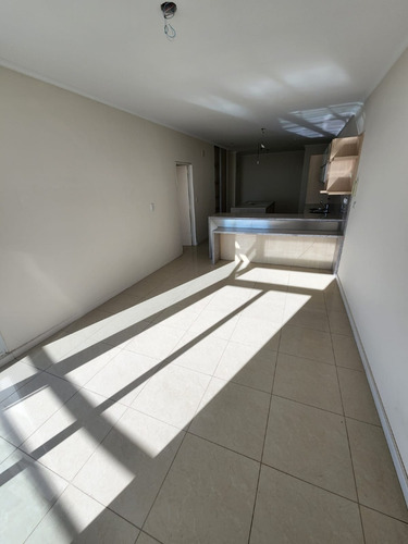 Imagen 2 de 21 de Exclusivo Penthouse En Venta- Barrio General Paz- Miracielos