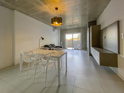 Venta Departamento Loft Divisible En Barrio Lourdes