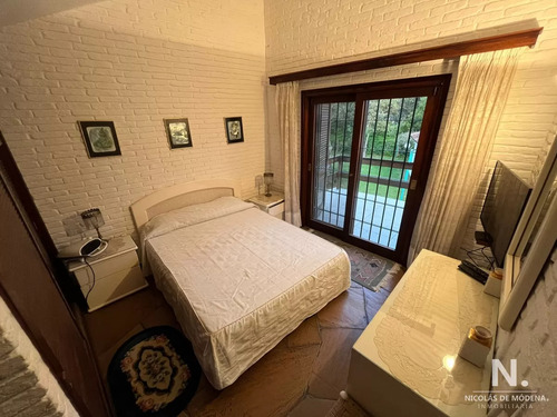 Vende Casa De 3 Dormitorios En Pinares, Punta Del Este