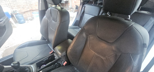 Ford Focus III 2.0 Sedan Se Plus Mt