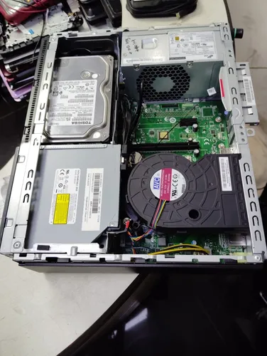 Cpu Lenovo Thinkcentre M70s I5 10@ 8/512 Gb Más 1tb Hdd (Usado)