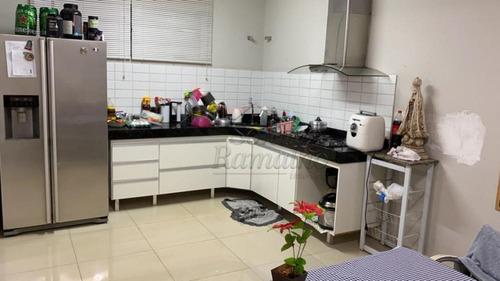 Casas - Ref: V19067